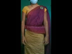 Sexy Shemale in Saree