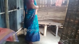 Sky Blue Saree Sonali neukt in heldere Bengali audio (officiële video door villagesex91)