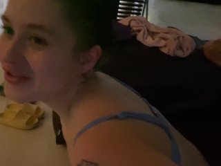 Persuaded a petite stranger in the sauna to suck me screenshot number 2