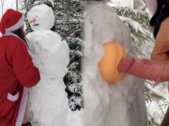 Santa fucks a snow lady - 4k 60fps