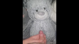 I cum on my teddy bear