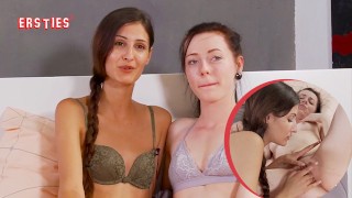 25 岁的 Milena 和 21 岁的 Lisa M 探索她们的性感区