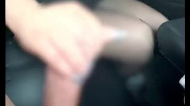 ガチギレ手コキ❤︎キレてるのに肉棒をシゴいてくれるキャバ嬢❤︎ネイル責めや男の潮吹き責めまでする上玉メンヘラ黒タイツのミニスカギャルが最高＃133【HJJ】