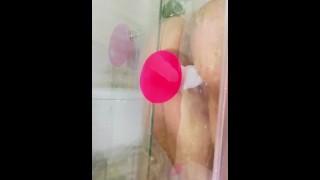 POV tu m’as attrapé à la douche. -vidéo complète au lien sur ma bio-