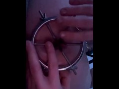 Anal Dilation. Bald steck ich meine Faust in das hintertürchen