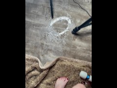 Ms. Claus's super horny squirt explosion - Screenshot 15 of 16 - Fuzzy Fluffy