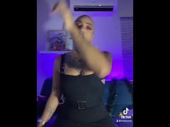 Kinky TikTok