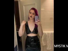 I look good here. Wouldn't you agree?