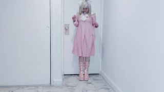 I matched my ヤンデレ dress with this awsome Review boots and slave collar! • この美しい外観に興奮, it made me ste