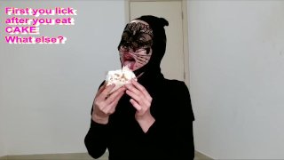 Cake fetish - First you lick after you eat