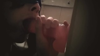 艾比·怀特的第一个视频