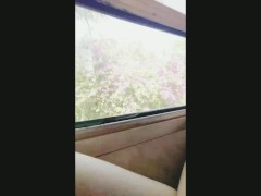 masturbacion en colectibo con pasajero miron falda corta sin tanga por la calle exhibiendo concha