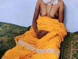 Desi bhabhi in yellow colour saree Fuking