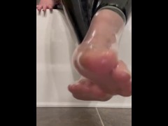 Condom feet