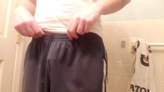 Хороший отпечаток члена и небольшая дрочка