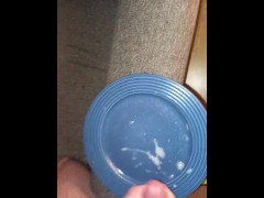 cum on plate - Screenshot 14 of 16 - Masturbate