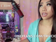 HAPPY 2023 FAPPERS!!! SEXY ASIAN GAMER BABE TRUCICI GIVES DATING ADVICE AND RATES A FANS DICK!!!