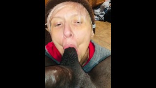 Relaxed milf sucking the black of this bbc! Dipped dick in her Jose quevo mixed drink 💃🥳💦😎
