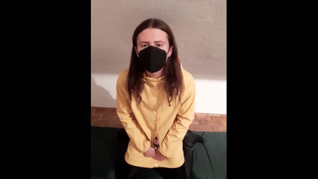 Trans Schoolgirl Masturbates in Yellow Rainwear 😛