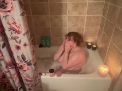 Bathtime gets me hot and wet (fastest orgasm I’ve ever gotten)