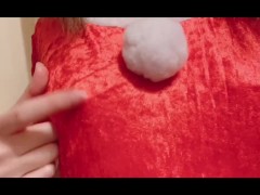 【日本人 個人撮影 素人】2022年クリスマス、サンタコスプレでクリトリス剥き出しドアップ立ちオナニー - Screenshot 5 of 16 - Spread Beaver