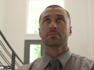 HOTWIFEXXX - Cheating Thick MILF Needs Rough Anal From Stranger (London River) screenshot number 0