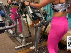 Video Perfect Fitness Girl fucked in Public Gym... We were caught on cameras (SO RISKY !)