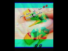 Tiny toes to suck - Screenshot 5 of 16 - Feet