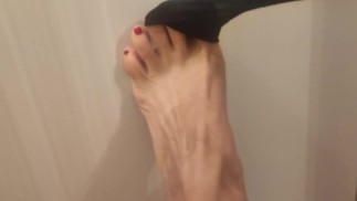 La Naughty Wife