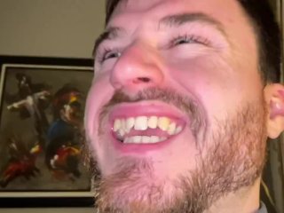 Macrophilia - giant vore