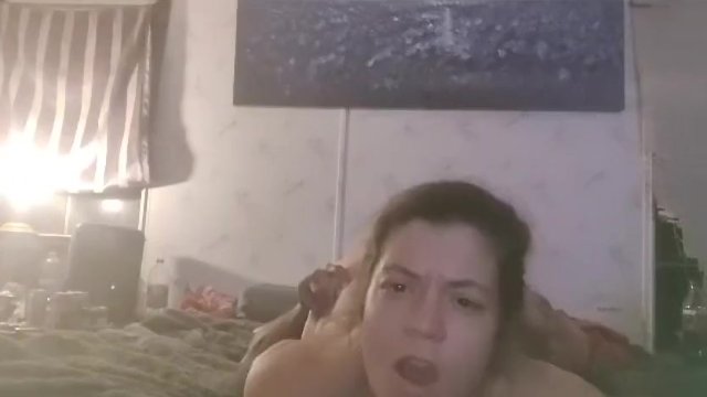 Папочка ест мою сзади