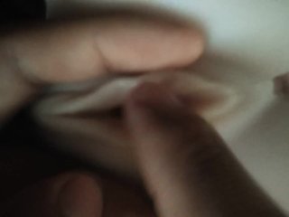 Provoco mi coño y el orgasmo - muñeca sexual
