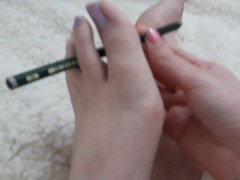 Slapping my feet with a pencil imagining it's your dick - Screenshot 7 of 16 - Love Her Feet