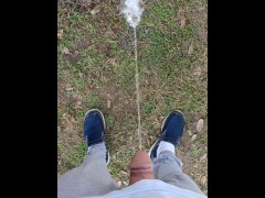Backyard Pissing - Screenshot 13 of 16 - Pee