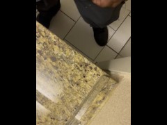Video Real maintenance man is supposed to be unclogging guest sink instead he’s unloading his cock