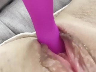 MY YOUNG PUSSY WITH A REAL PULSATING_ORGASM