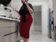 Preview 5 of my beautiful arab stepmom, she shows me her beautiful bbw body