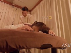 Reverse Massage Masseuse Fucks Cute Asian Client - Screenshot 5 of 16 - Massage