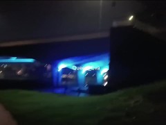 MOGLIE AMATORIALE SPOMPINA COLLEGA DI LAVORO IN PARCO PUBBLICO (AUDIO ITALIANO)