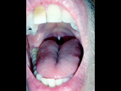 E_cig close up tongue and mouth