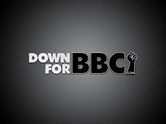 Video DOWN FOR BBC - Jessica Bunnington Giant JuggFucking A BBC