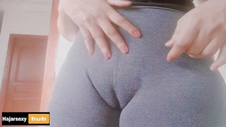 حويني احبيبة فوق سروال بغيتك تحيبو فوق طبوني كنموووت على زب 🔥طبوني شاعل عليه