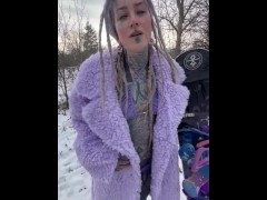 Anuskatzz sexy im Winter Schnee - Lautstärke an - Täglicher heißer content wartet in meinem OF