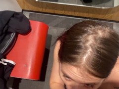 Excited babe sucked me all the cum in the Mall