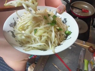 [Prof_FetihsMass] Tenha Calma com a Comida Japonesa! [arroz Frito com Rebentos De Feijão