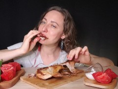 ОСНОВНОЙ ИНСТИНКТ: АСМР Сексуально поглощаю курочку! - Screenshot 1 of 16 - Asmr