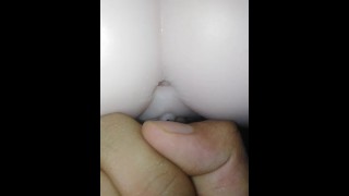 Klitorisspiel sorgt für Orgasmus - Sexpuppe