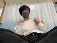 ローアングルで精子をエッチに飛ばしてオナニーしちゃいました♡　個人撮影　大量射精　女性向け　男性向け　自慰　　手コキ - Screenshot 1 of 16 - 男 オナニー