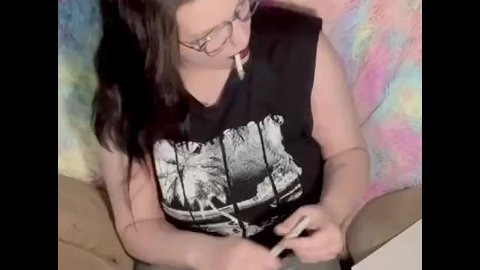 vibe with a nerdy, goth/emo, big titty milf. daily upload.