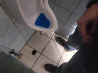 Fast piss but missed the urine